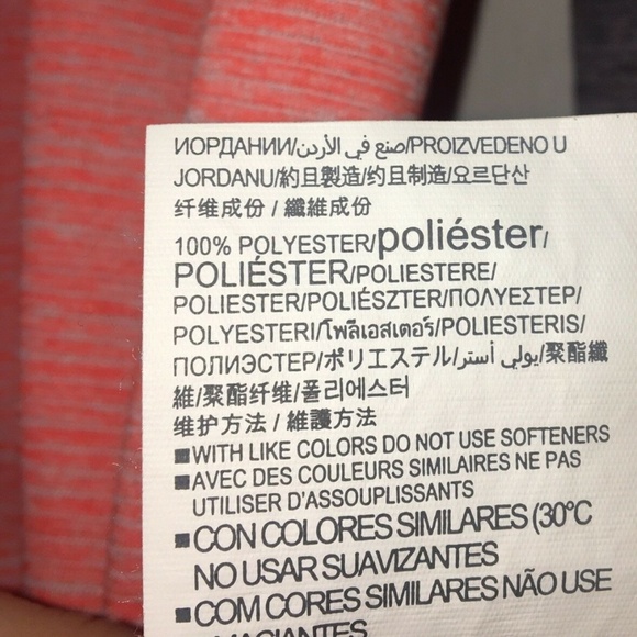 ❌SOLD❌ Under Armour Womens Mileage Hoodie Coral M - Picture 4 of 5